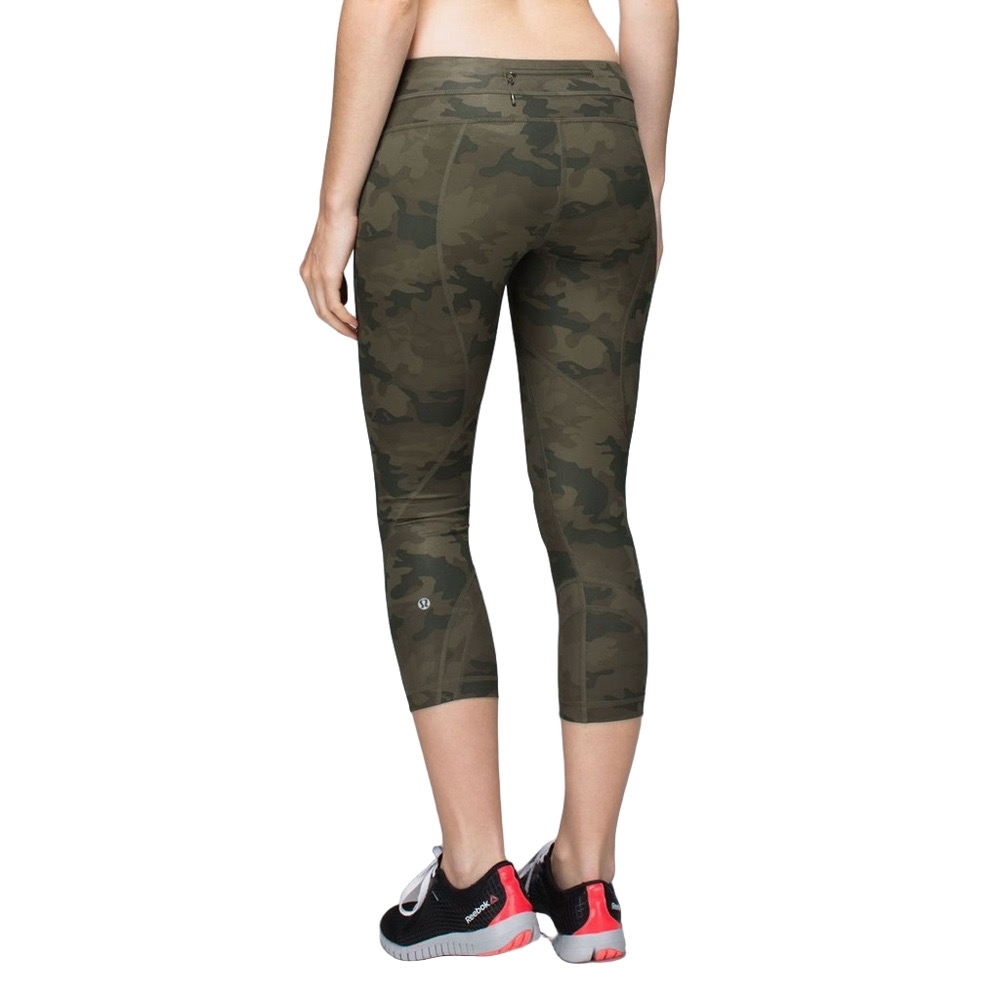 Lululemon Run: Inspire Crop II *All Luxtreme Camo Size 6